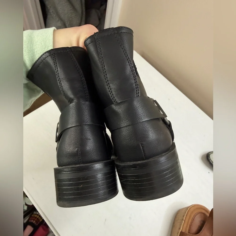 STEVE MADDEN Jengine Harness Moto Boots Girl sz 1